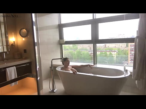 ❤️ Riesiges Babe wichst leidenschaftlich ihre Muschi im Badezimmer ❌ Quality porn bei de.sexvideosex.top